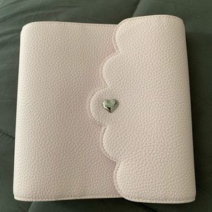 Beautiful Aura Estelle B6 Cloud